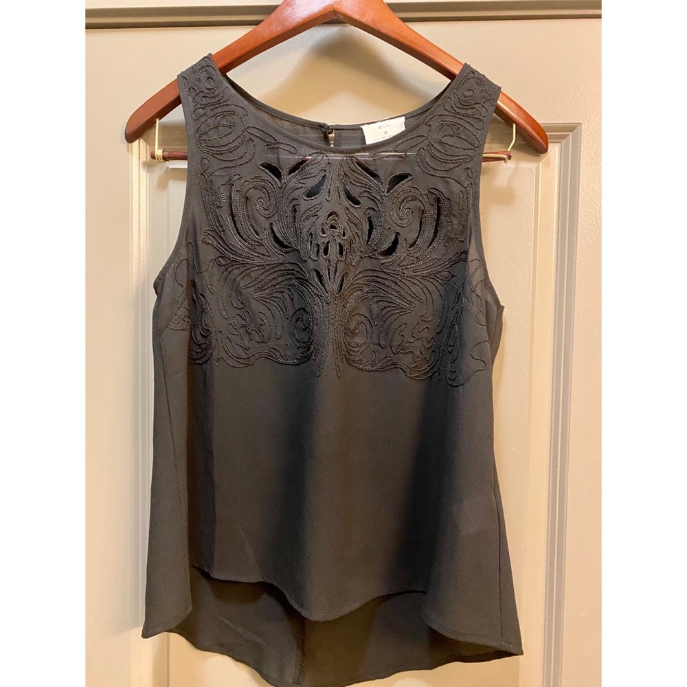 Black pins & Needles Embroidered Top | M